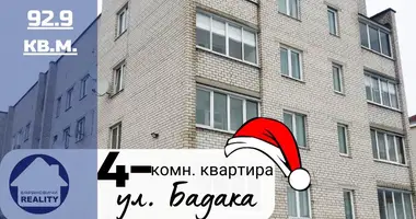 4 room apartment in Baranavichy, Belarus