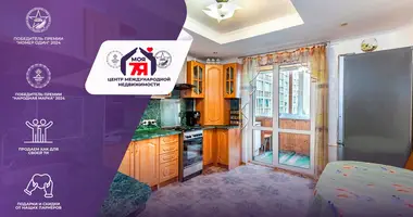 Apartamento 3 habitaciones en Minsk, Belarús