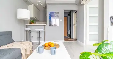 Квартира 1 комната в Варшава, Польша