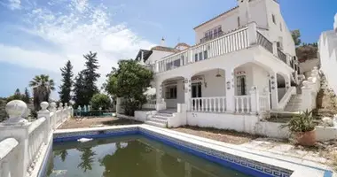 Haus 4 Schlafzimmer in San Pedro Alcantara, Spanien
