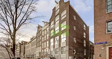 Квартира 3 комнаты в Амстердам