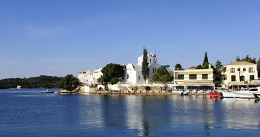 Terrain dans Hermionide, Grèce