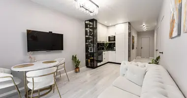 Wohnung 3 zimmer in Minsk, Belarus