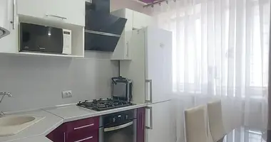 2 room apartment in Vuhly, Belarus