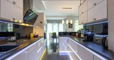 4 room apartment in Warsaw, Poland