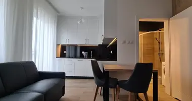 Mieszkanie 2 pokoi w Warszawa, Polska