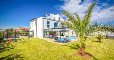 Villa 6 bedrooms in Grad Porec, Croatia