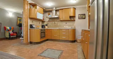 Casa 4 habitaciones en Riga, Letonia