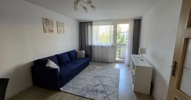 Mieszkanie 2 pokoi w Warszawa, Polska