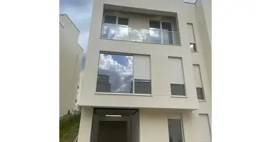 Вилла 4 комнаты в Тирана, Албания