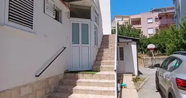 Wohnung 3 Schlafzimmer in Susanj, Montenegro