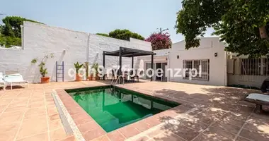 Haus 4 Schlafzimmer in Marbella, Spanien