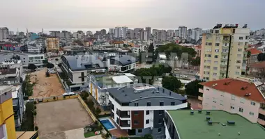 Penthouse 5 pokojów w Muratpasa, Turcja