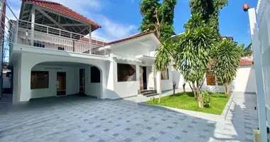 Villa de 6 habitaciones en Sangkat Boeng Keng Kang Ti Muoy, Camboya