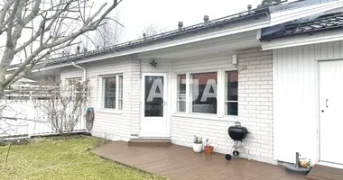 Wohnung 4 zimmer in Verwaltungsgemeinschaft Helsinki, Finnland