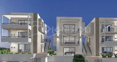 2 bedroom house in Pefkochori, Greece