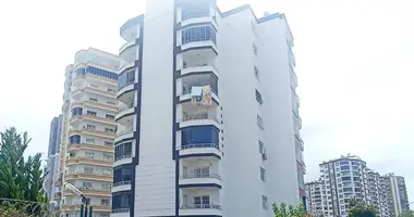 Квартира 4 комнаты в Мезитли, Турция