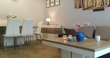 Apartamento 3 habitaciones en Varsovia, Polonia