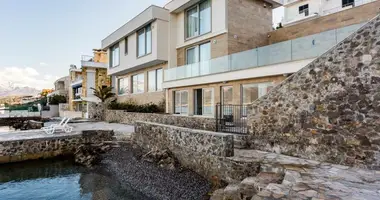 Villa 4 bedrooms in Lustica, Montenegro