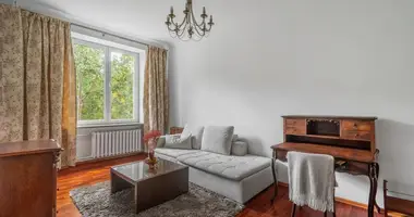 Квартира 2 комнаты в Варшава, Польша