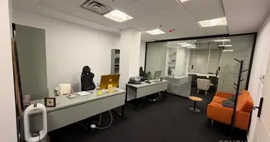 Büro 66 m² in Tirana, Albanien