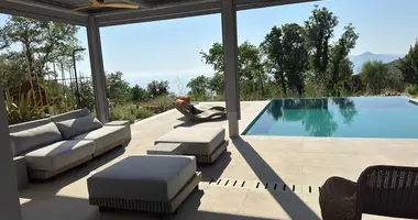 Villa 4 bedrooms in Radenovici, Montenegro