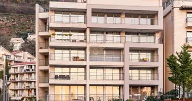 Apartamento 4 habitaciones en Przno, Montenegro
