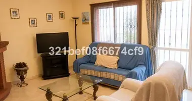 Casa 3 habitaciones en Estepona, Španjolska