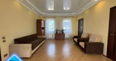 Casa en Prygaradny, Belarús