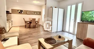 Wohnung 4 zimmer in Budva, Montenegro
