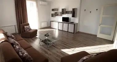 Flat for rent in Tbilisi, Saburtalo en Tiflis, Georgia