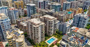 Apartamento 5 habitaciones en Mahmutlar, Turquía