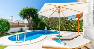 3 bedroom house in Artola, Spain