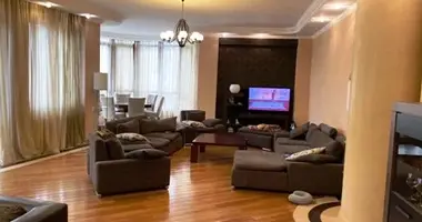 Квартира 5 комнат в Тбилиси, Грузия