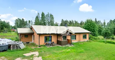 Maison 4 chambres dans Kitee, Finlande