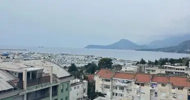 Wohnung in 4, Montenegro