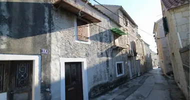 3 room house in Kastel Sucurac, Croatia