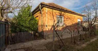2 room house in Ofalu, Hungary