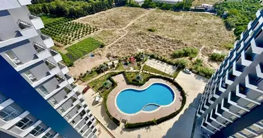 1 bedroom apartment in Mezitli, Turkey