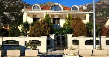 Вилла в Рисан, Черногория