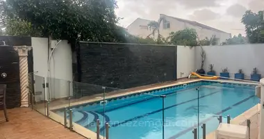 Villa 7 zimmer in Ra’anana, Israel