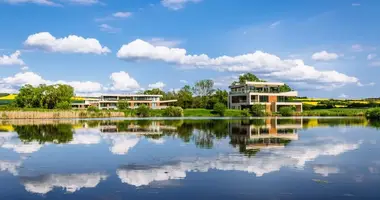 1 room apartment in Khabb wa ash Sha'af district, Yemen