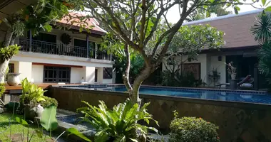 Villa 3 chambres dans Rawai, Thaïlande