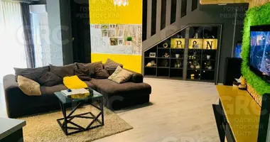 4 room apartment in Evenkiysky Rayon, Russia