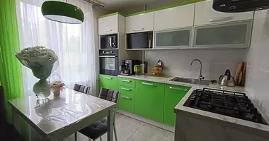 Apartamento 3 habitaciones en Maguilov, Belarús