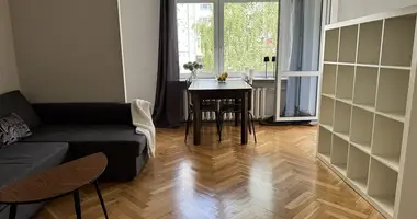 Mieszkanie 2 pokoi w Warszawa, Polska