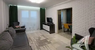 Квартира 3 комнаты в Мухавецкий сельский Совет, Беларусь