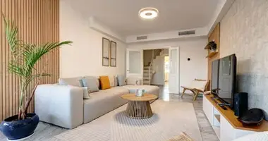 Apartamento 5 habitaciones en Rio Real, Španjolska