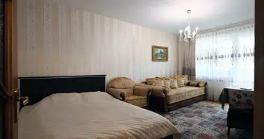 Wohnung 3 zimmer in Minsk, Belarus