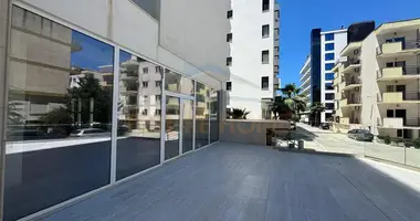 Propriété commerciale 140 m² dans Golem, Albanie